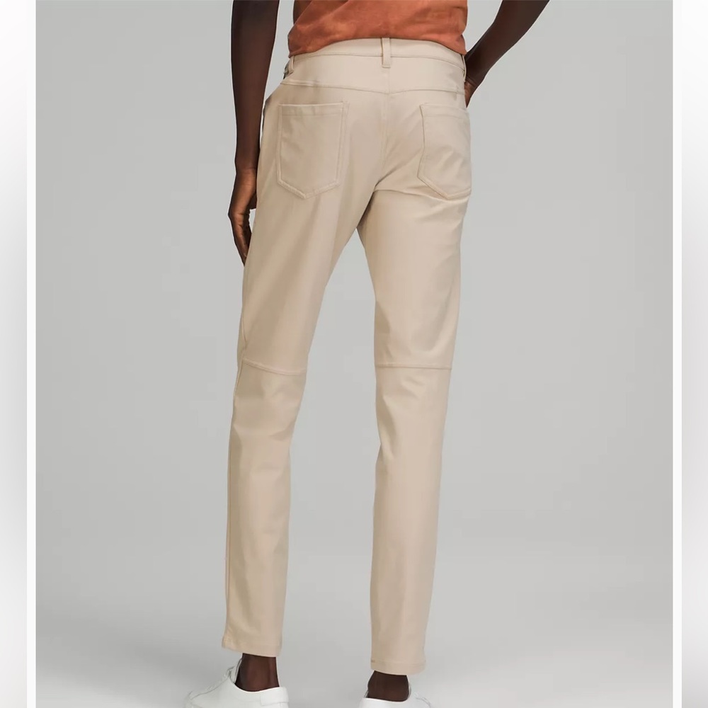 Men’s Lululemon ABC slim fit